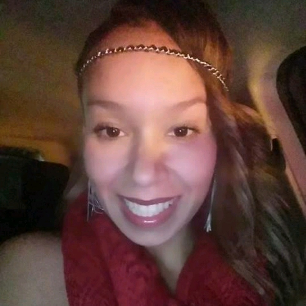 Meet your Posher, Felicia